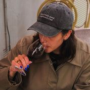 Sort Denim Kasket - Dogs & Wine Make Everything Fine 